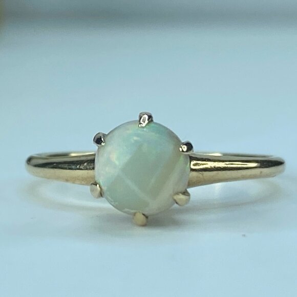 Art Deco 10K yellow gold 6.7mm Opal cabochon ring s6.752.2g JR319